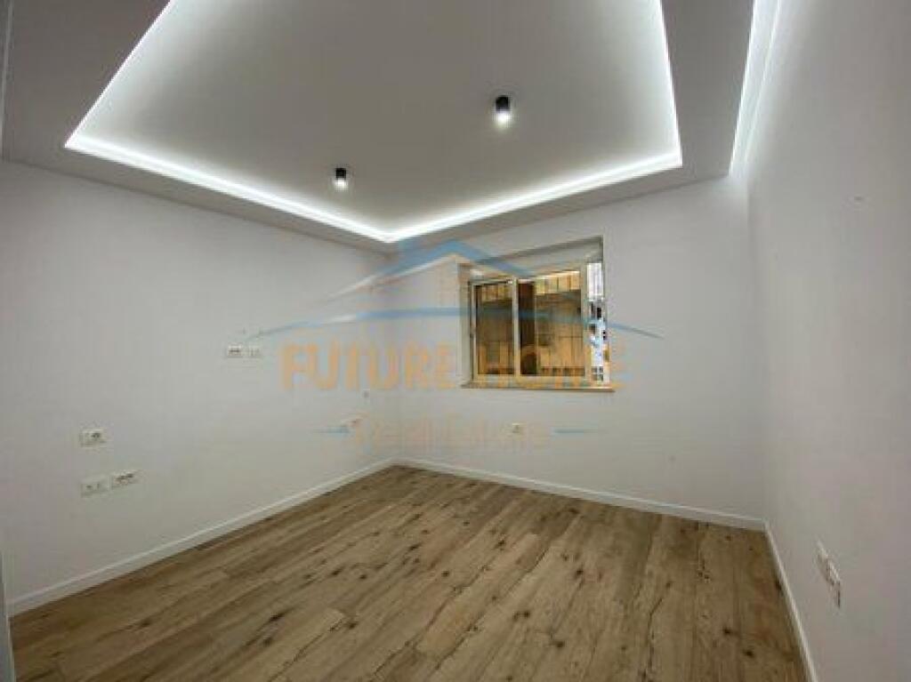 For sale, Apartment 1+1, Sami Frasheri Street