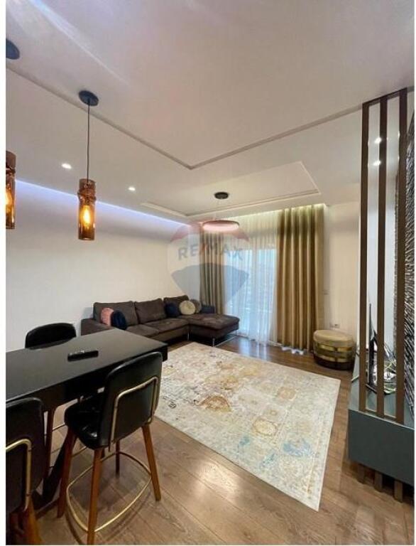 APARTAMENT 2+1 PLUS PARKIM TE KOMPLEKSI PANORAMA!