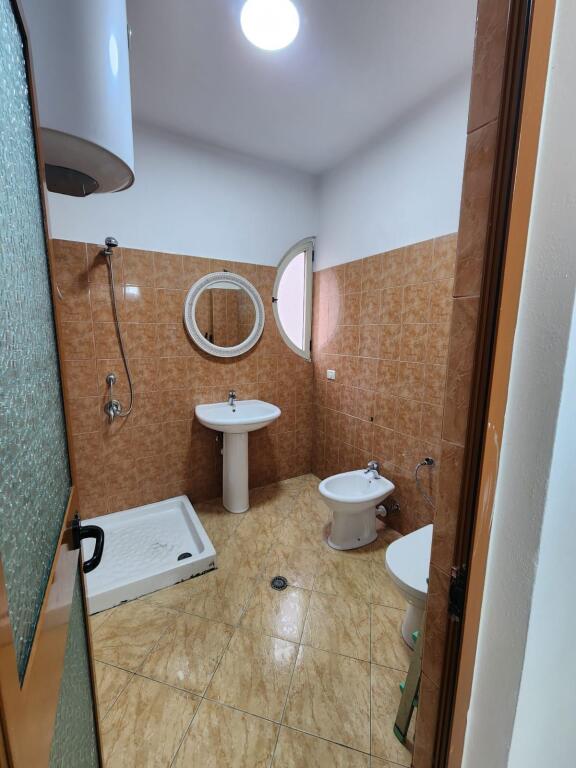 Appartamento 1+1 in vendita quartiere 13 Durres
