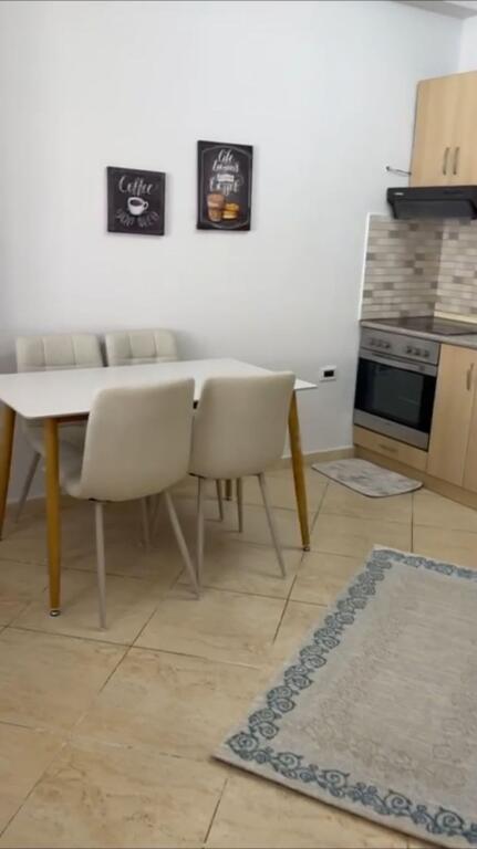🏢 Jepet me qira apartament 1+1 – Yzberisht