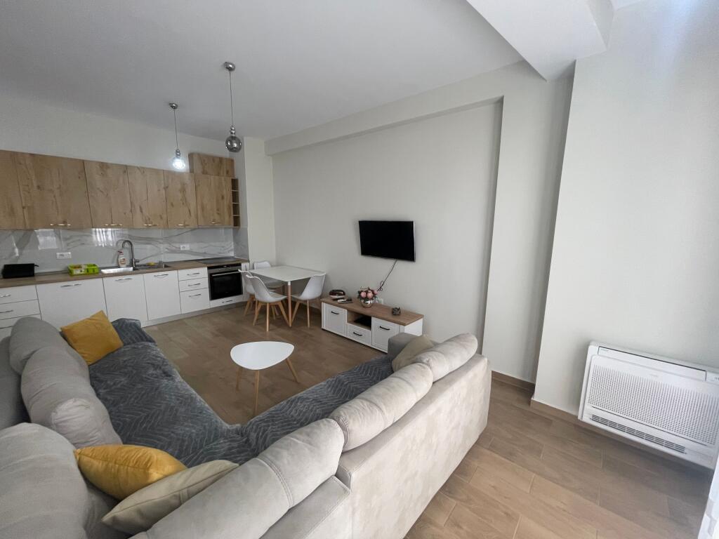 Apartment for rent with parking space