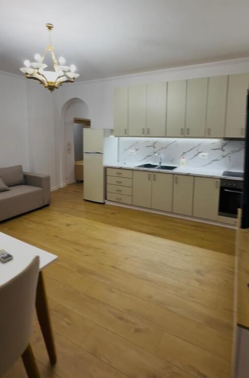 Apartament 2+1 ne Shitje tek Liqeni i Thate