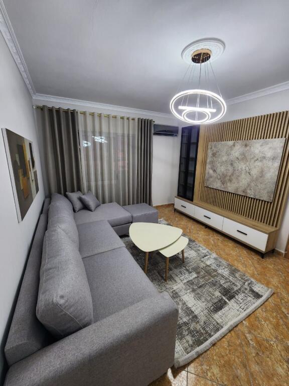 Shitet Apartament 2+1 lagja 13 durres