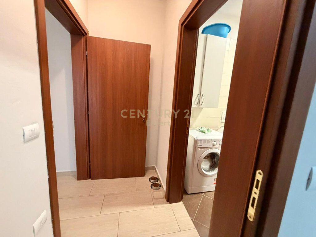 Appartamento 1+1 in Vendita Vicino al Porto, Quartiere n. 3, Durazzo
