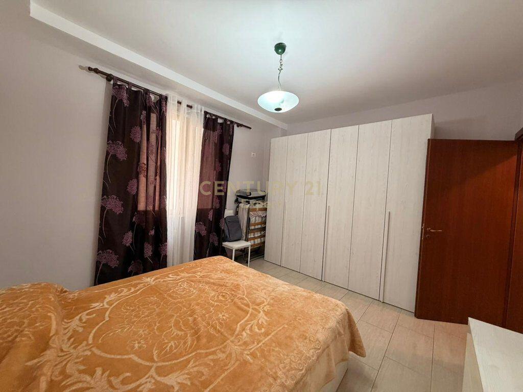 Appartamento 1+1 in Vendita Vicino al Porto, Quartiere n. 3, Durazzo
