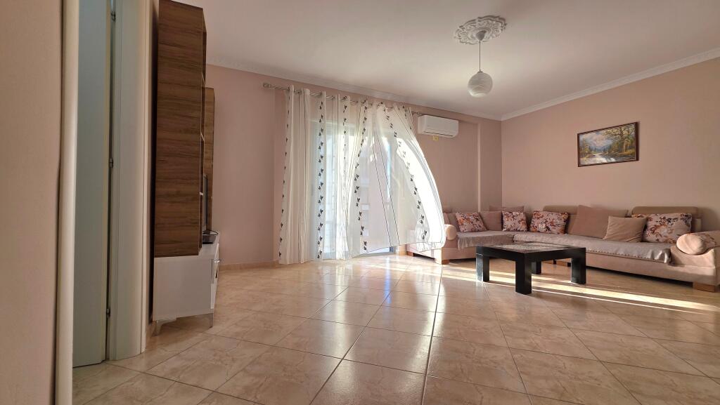 Appartamento 2+1 in vendita a Skele, Vlore