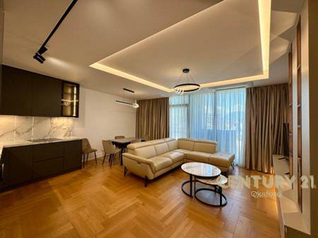 Shitet apartament modern në Rezidencën Lake View