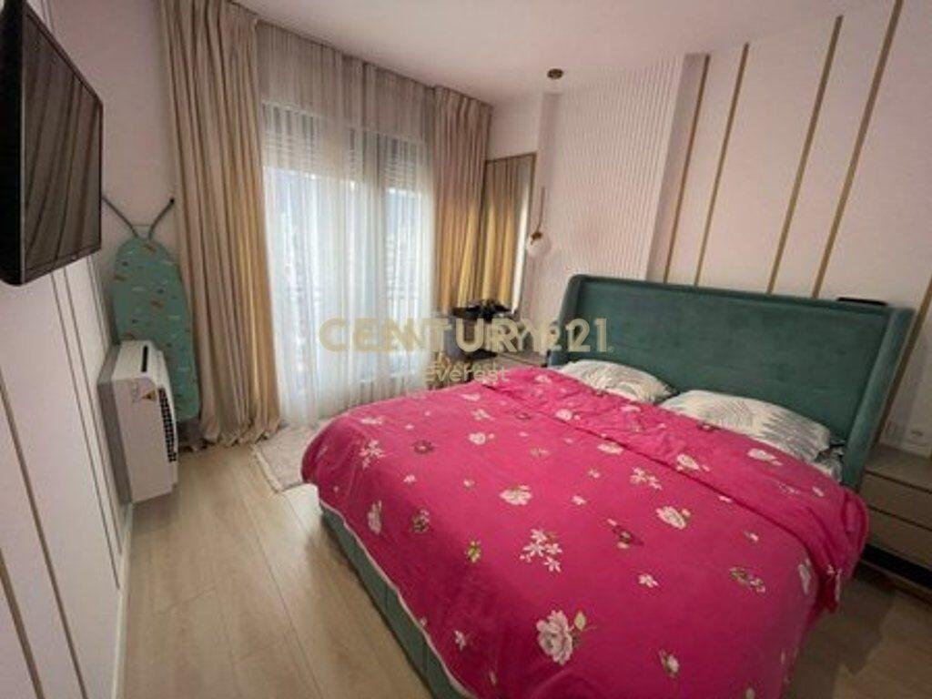 BLV. ZOGU I PARE, AFFITTIAMO APPARTAMENTO 1+1!