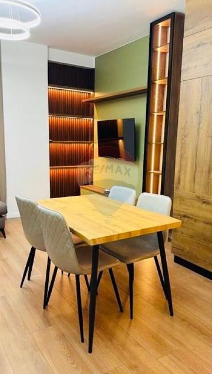 📍Appartamento 1+1 Comune di Parigi (Kika 2)