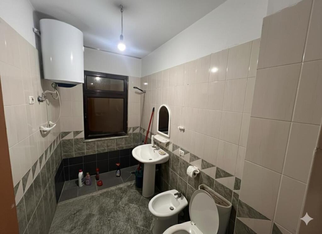 APARTAMENT 1+1 NE SHITJE NE ASTIR