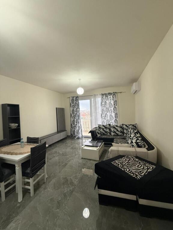 Apartment 2+1+2+balcony for rent in Kamez