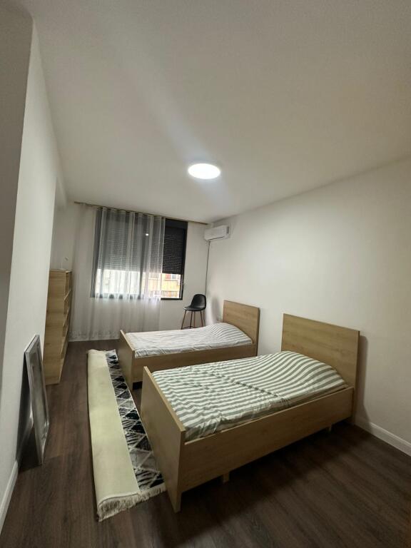 🏡 AFFITTASI APPARTAMENTO 3+1 – COMUNE DI PARISIT   