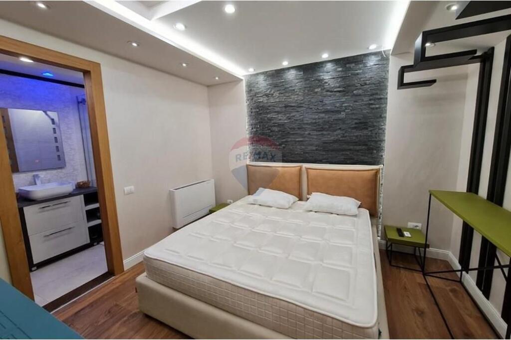 duplex for sale opposite Kristal Center
