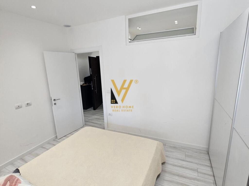 JEPET APARTAMENT 1+1+BLK ME QERA NE SHKOZE 400 EURO