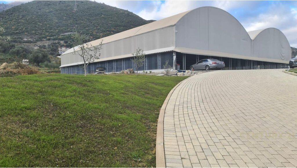 SPORTS COMPLEX &amp; ENTERTAINMENT AREA