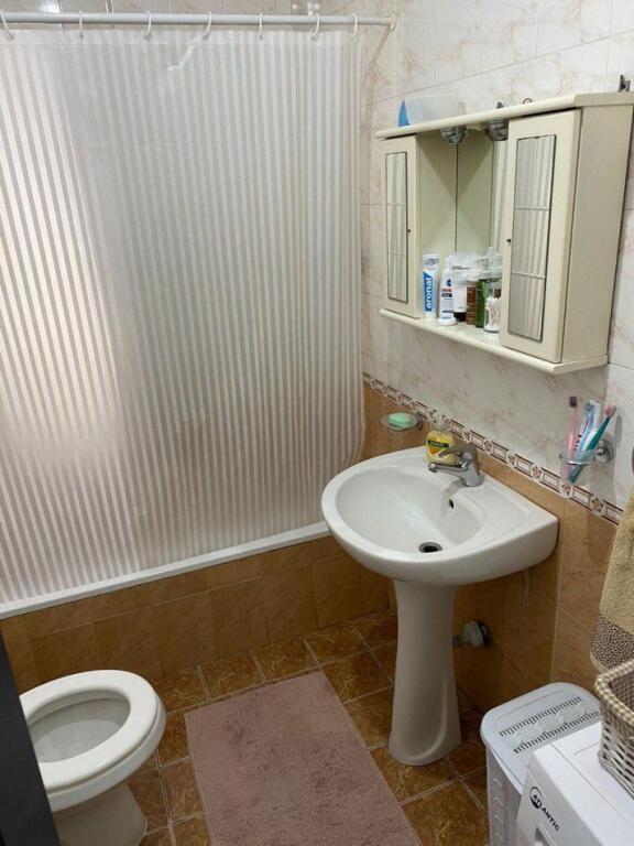 APARTAMENT ME QERA 1+1 IRFAN TOMINI 600 EURO