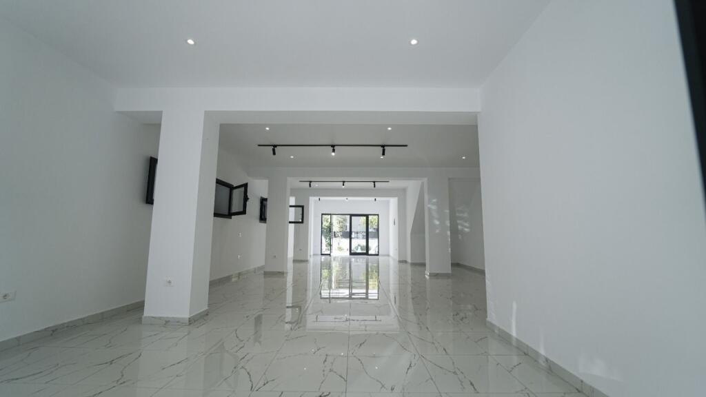Business Premises for Rent in Neighborhood 2 in Durres