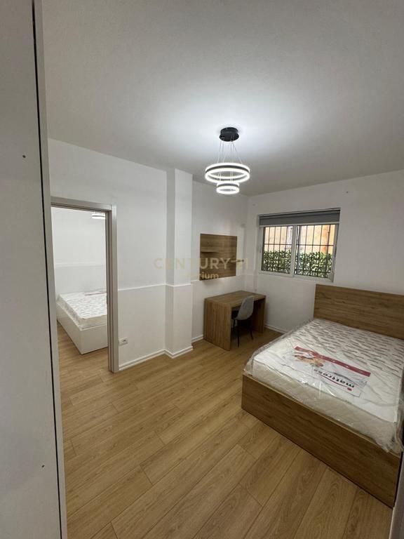 JEPET ME QIRA APARTAMENT 2 + 1 + 2 KODRA E DIELLIT RRUGA BILL KLINTON !
