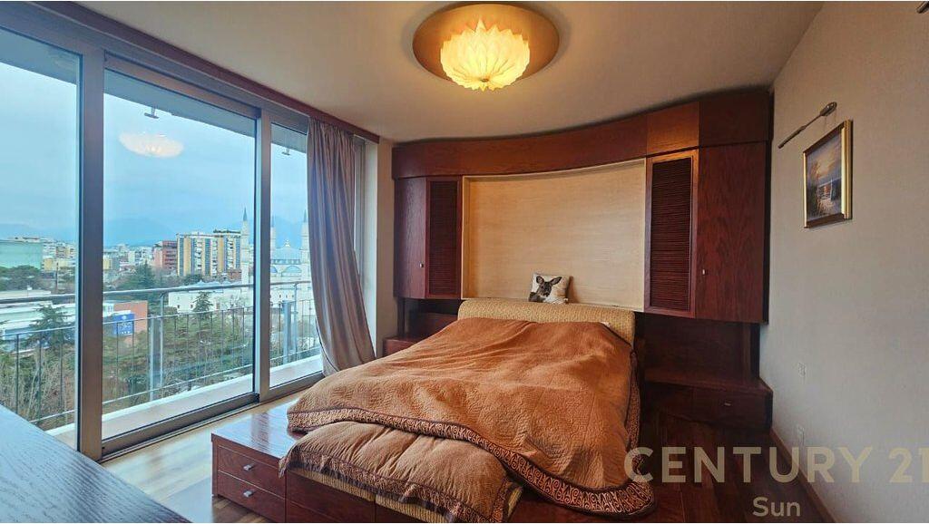 APARTAMENT PER QIRA 3+1+2+ TEK ETC-ja
