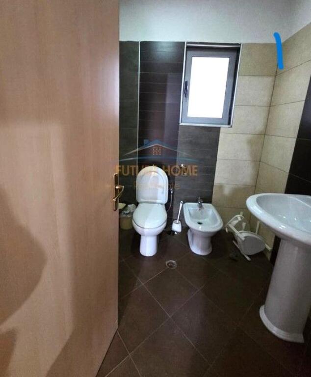 In vendita, appartamento 2+1, Via Jordan Misja, Tirana.