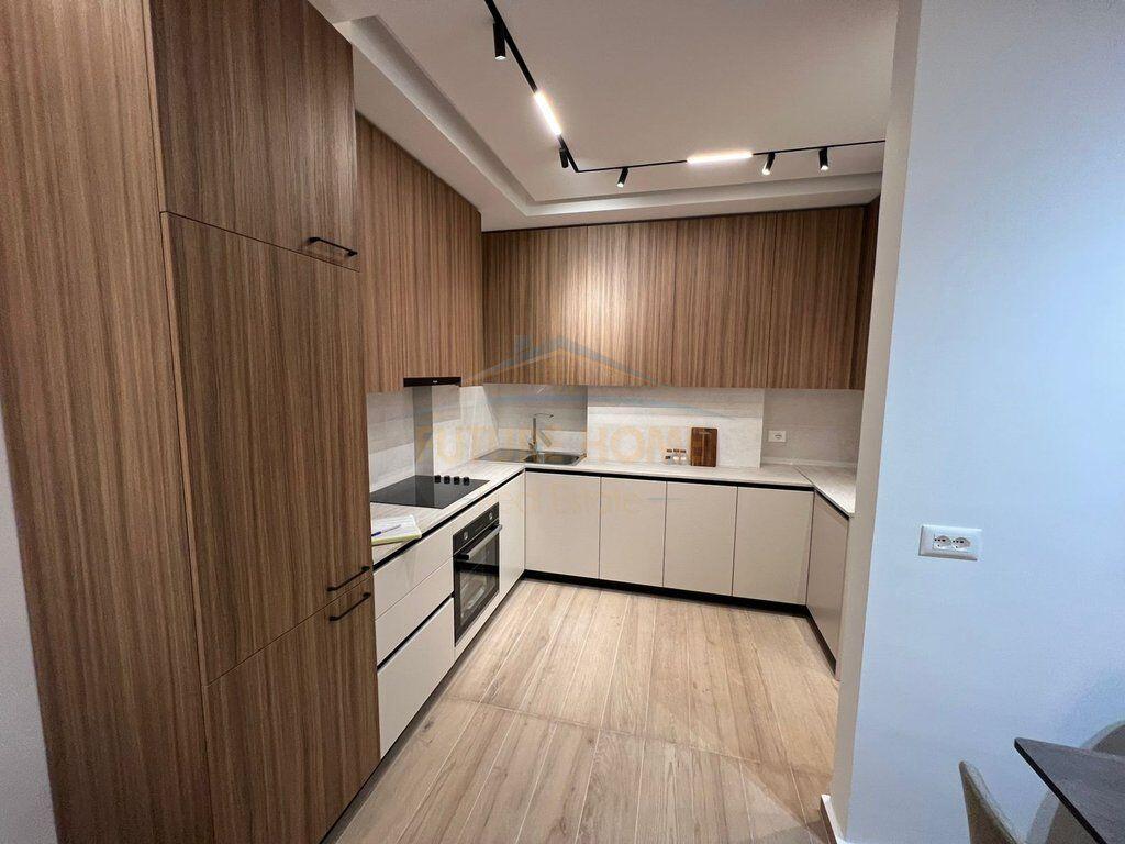 Qera, Apartament 1+1 , Zogu i Zi, Tirane.