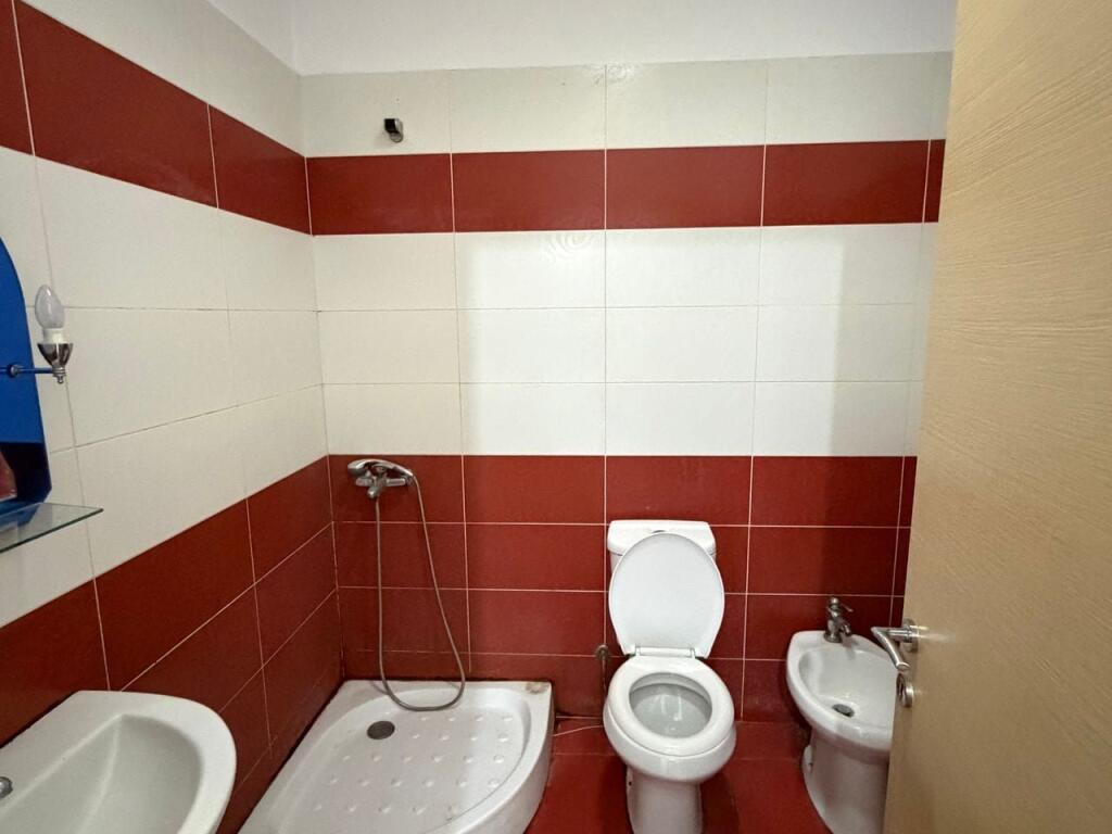 APARTAMENT ME QERA 2+1 YZBERISHT 50.000 LEKE