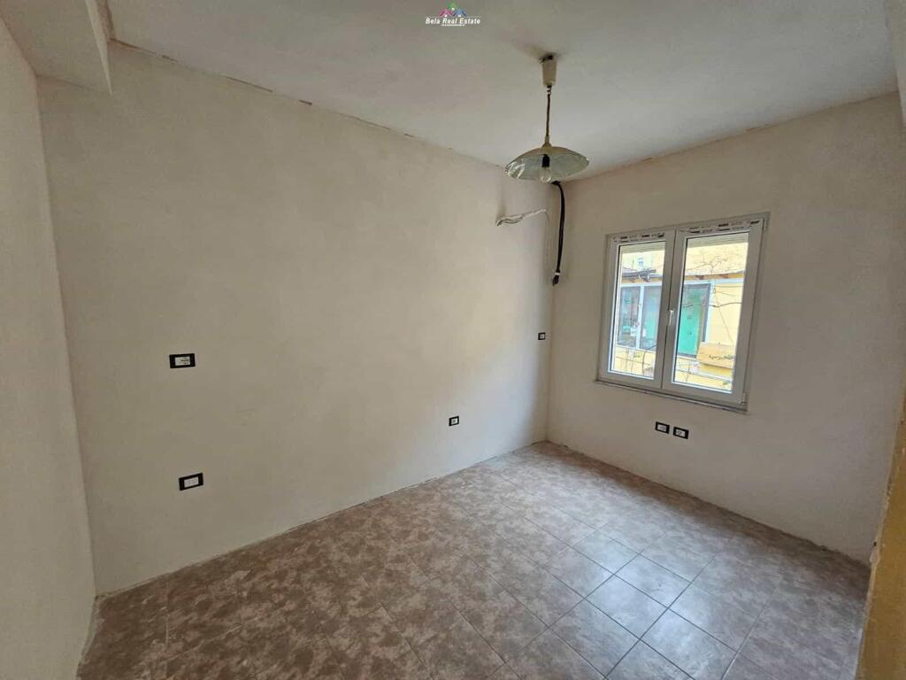 Villa a 2 Piani in Affitto presso Tek Garden Building (ID BV22548) Tirana