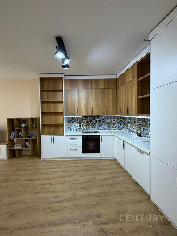 Apartament 2+1 me Qira tek prane Bulevardit Te Ri!