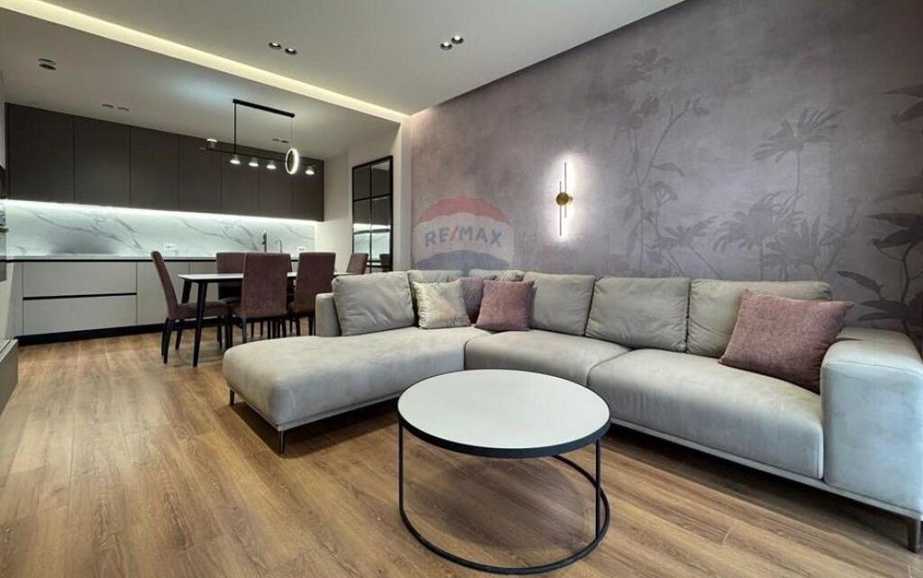 APPARTAMENTO INVESTITO 1+1 IN AFFITTO VICINO ALLA SCUOLA KUQE ID: 530191063-1083