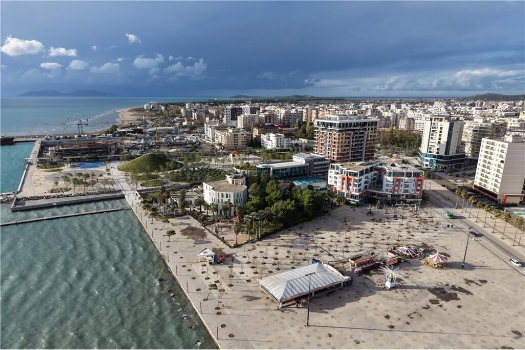 Occasione Appartamento 2+1+2 in vendita a Lungomare