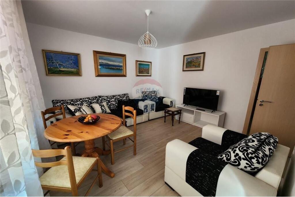 Apartament 1 +1 me. Qira te shkolla Baletit