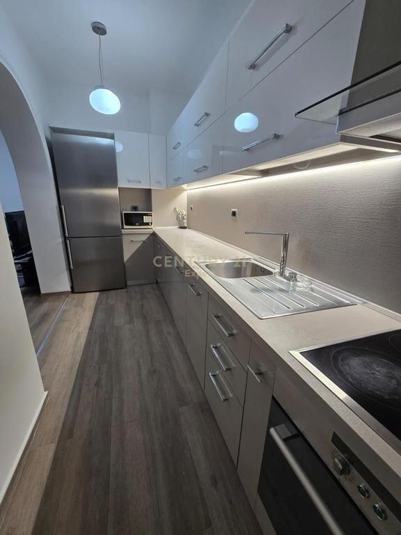Apartament 1+1 me qera Pazari i Ri