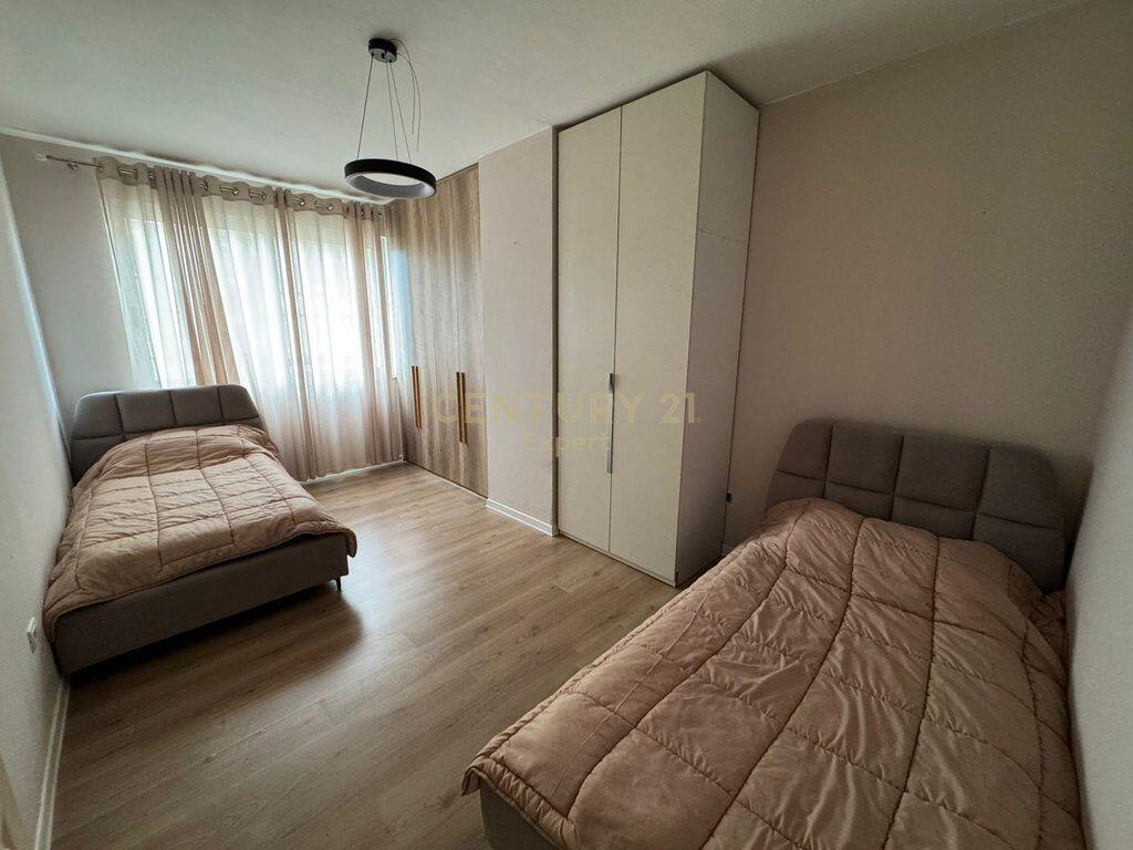 TEK KOMPLEKSI FRATARI JAPIM ME QIRA APARTAMENT 2+1+2