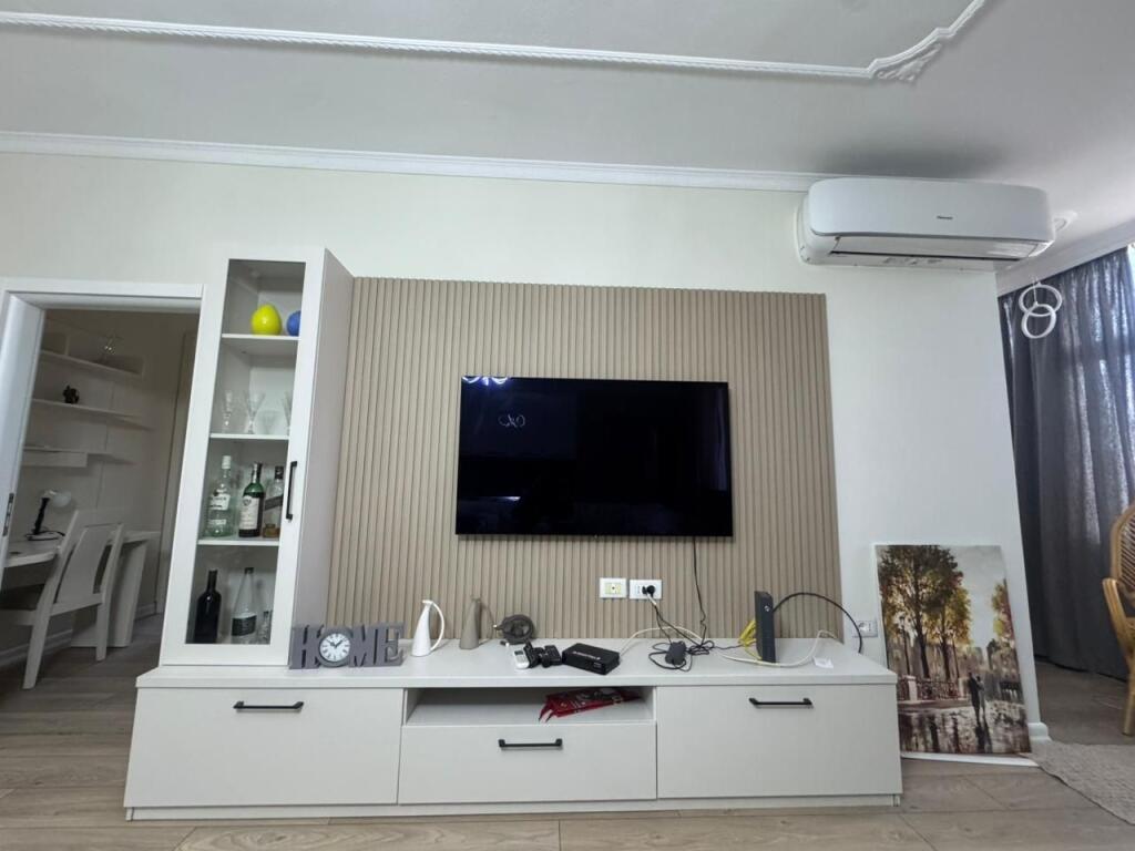 🏡 Apartament me Qira 3+1+2 – Stadiumi Dinamo