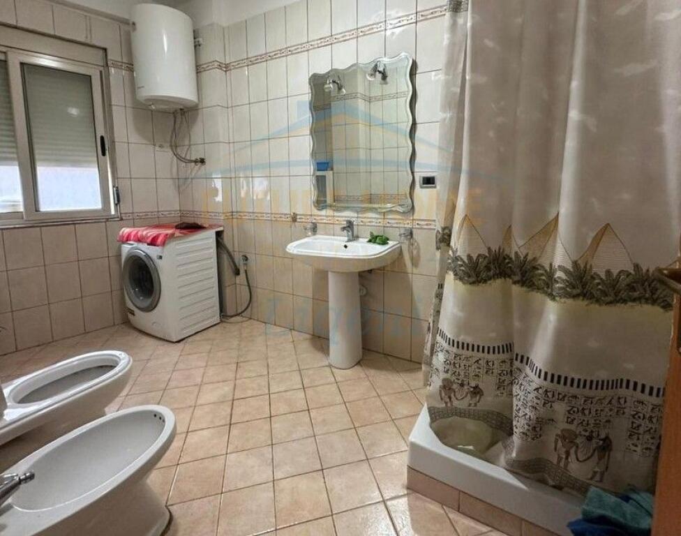 Qera, Apartament 1+1+Studio, Rruga e Bogdanëve.