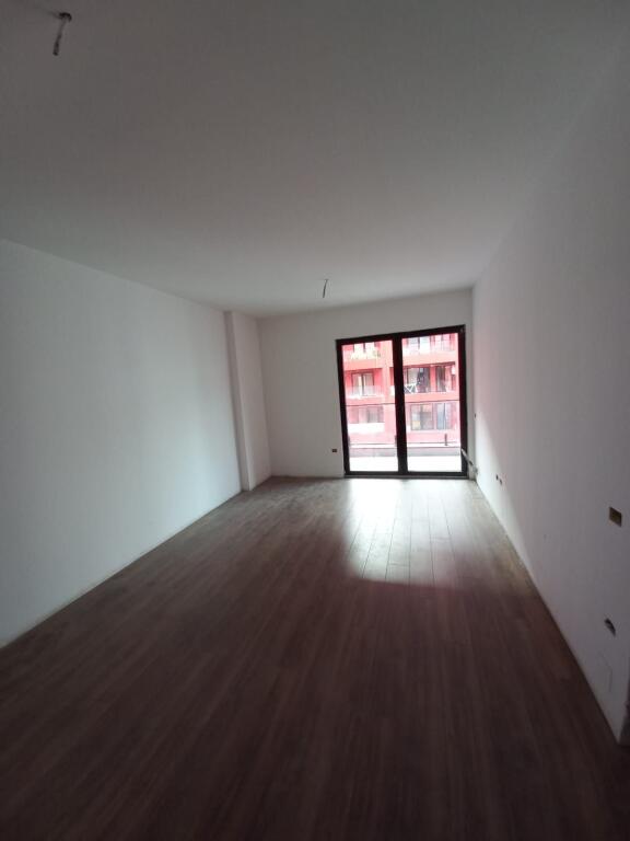 UFFICIO IN AFFITTO 83 M2 VIA DIBRA 520 EURO