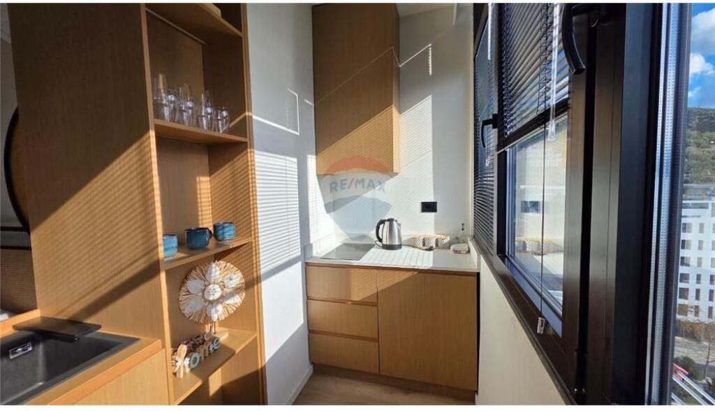 2 Appartamenti – In Vendita – Lungomare, Vlorë