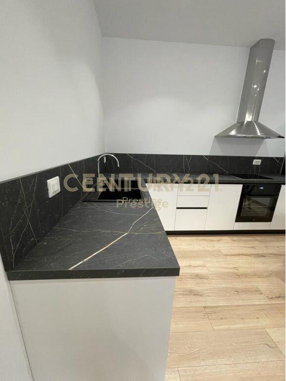 APARTAMENT PREMIUM ME QIRA APARTAMENT 2+1+2 TEK RRUGA ELBASANIT, TIRANE!