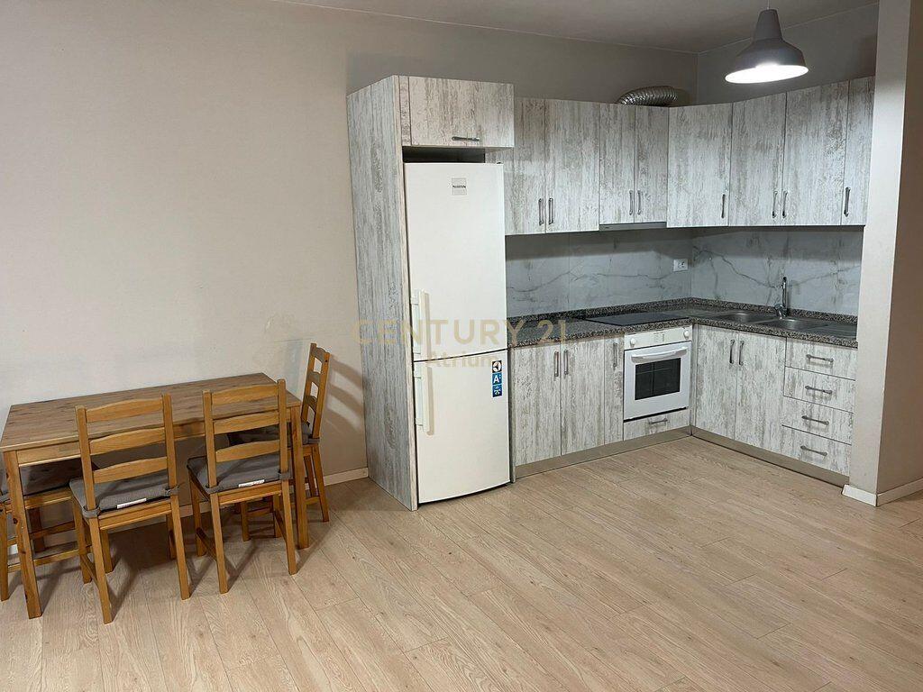JEPET ME QIRA APARTAMENT 1 + 1 PRANE MATERNITETIT TE RI!   