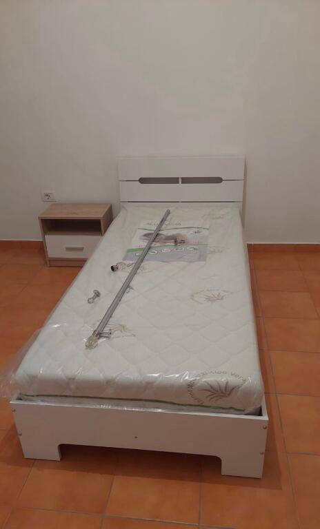 Apartament 2+1+2 me qera tek Fratari ne Astir