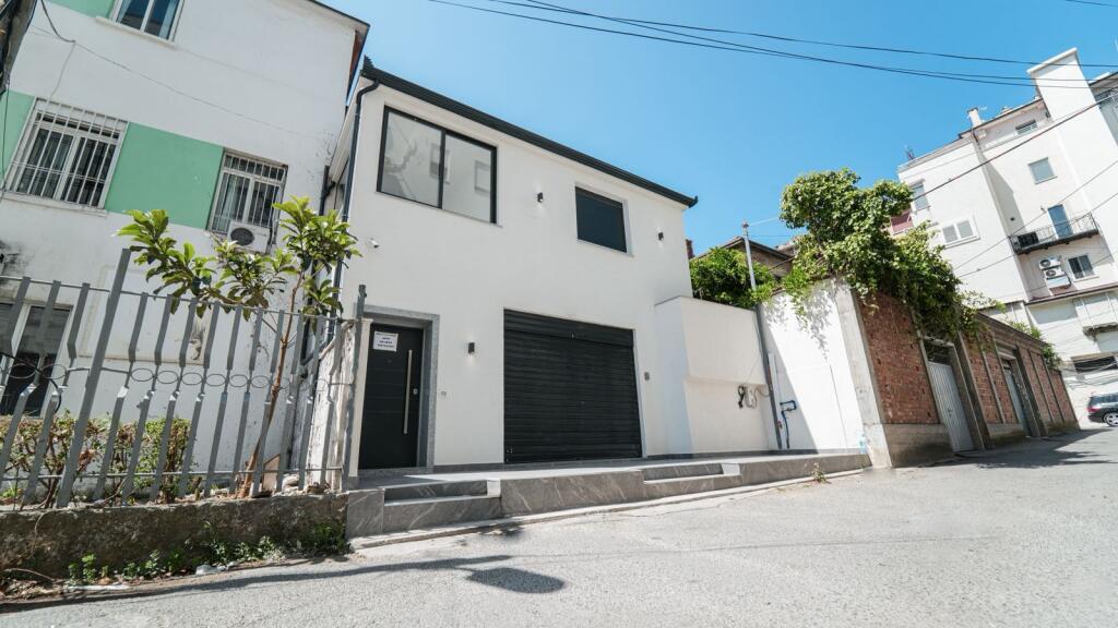 Business Premises for Rent in Neighborhood 2 in Durres
