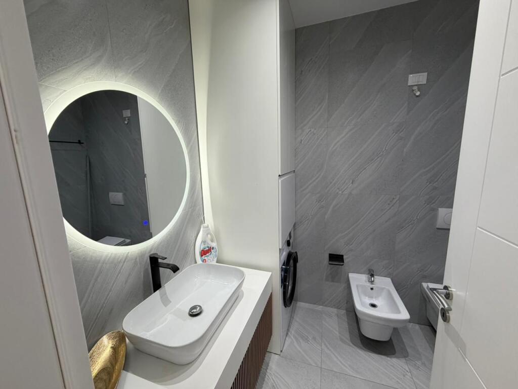 Apartament për qera 2+1–  Lake View Residence