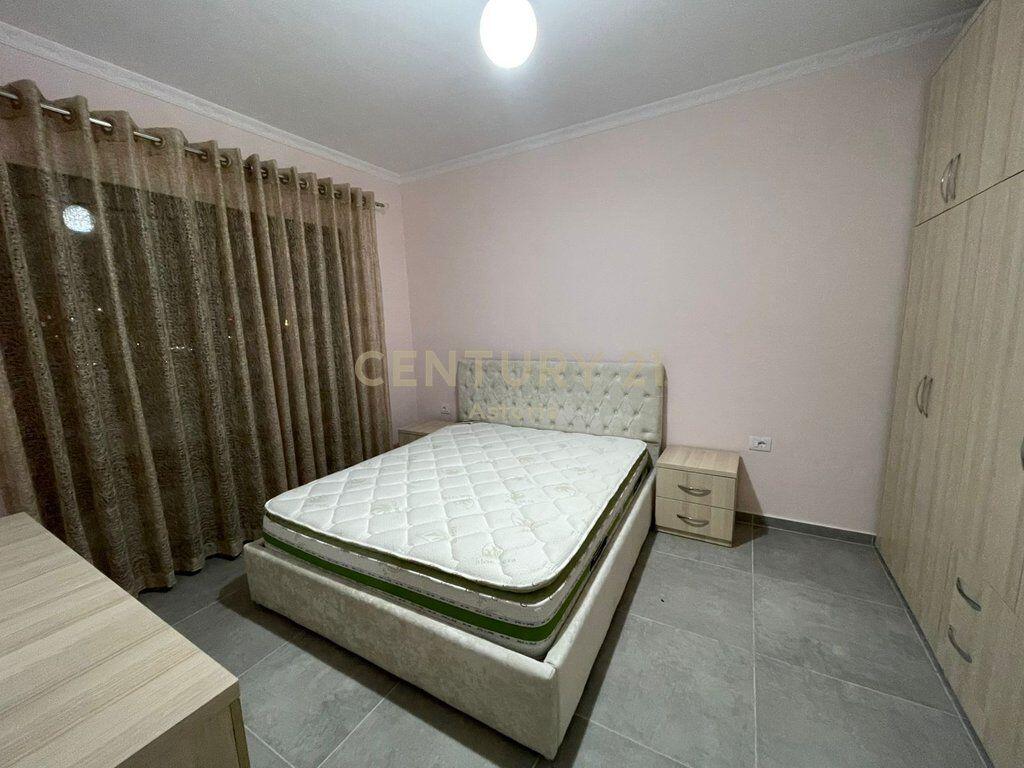 JEPET ME QIRA APARTAMENT 1+1+ POST PARKIMI, TE OASIS RESIDENCE, UNAZA E RE.