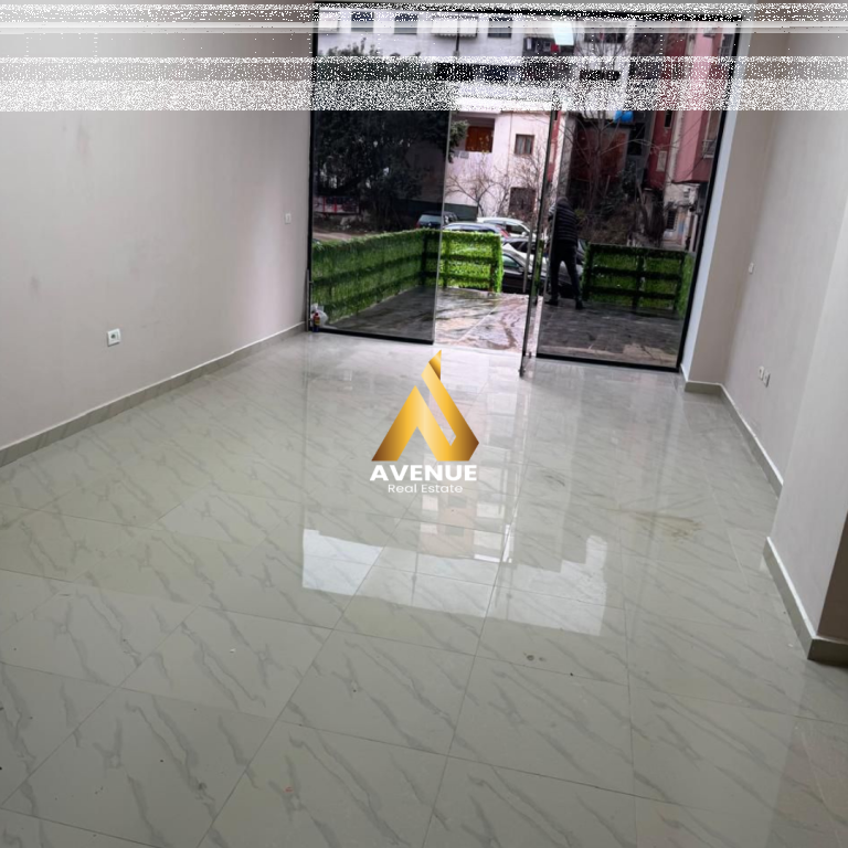 Locale Commerciale in Affitto – Yzberisht
