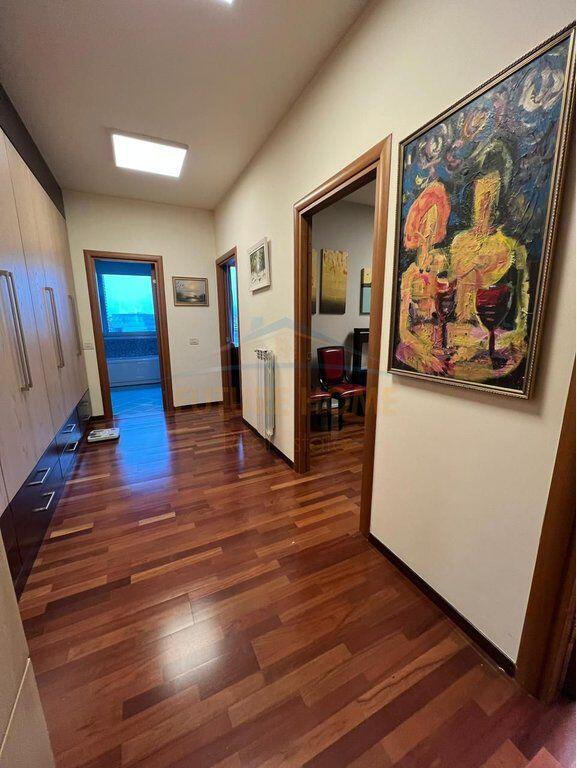 Rent, Apartment 3+1+2, Near Downtown, Tirana