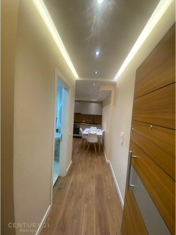 Apartament 1+1 për Qira – Rezidencë e re pranë Kafe Florës