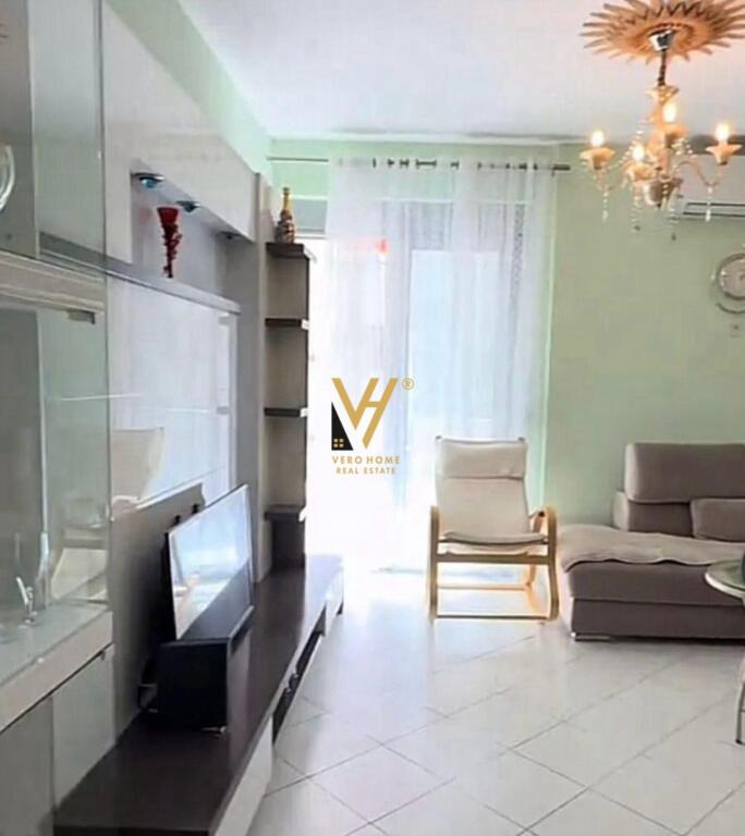 VENDESI APPARTAMENTO 1+1+2 BLK AI PALAZZI CABEJ 125.000 EURO