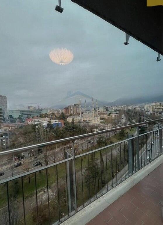 Rent, Apartment 3+1+2, Near Downtown, Tirana