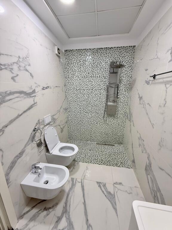 📣 QERA Apartament 2+1 Me 2 Tualete 📍 Kompleksi "Fiori Di Bosco" 🛣️ Rruga "Don Bosko" ✨