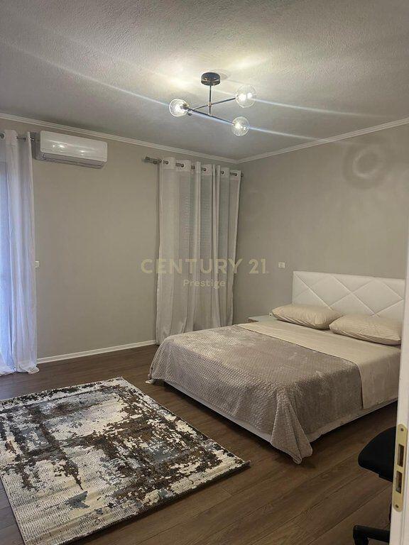 APPARTAMENTO 1+1 IN AFFITTO IN CENTRO, TIRANA!